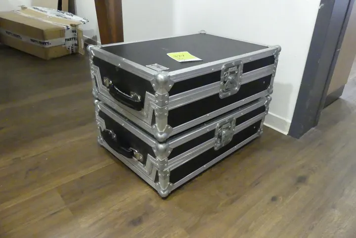 2x Gäng Case (leer)